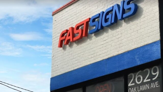 FASTSIGNS (Claim Me!)